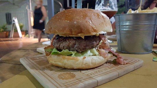 Break Coffee & Burger