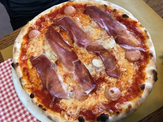 Italian Restaurant Pizzeria Sporting