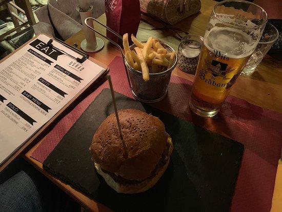Oshad Eat & Drink