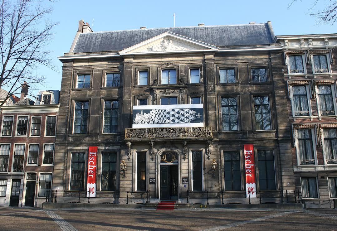 Escher in het paleis