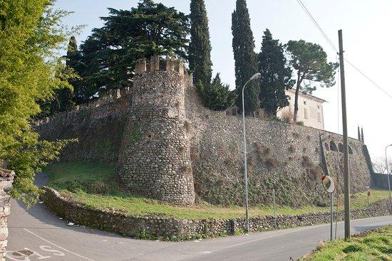 Castello di Bornato