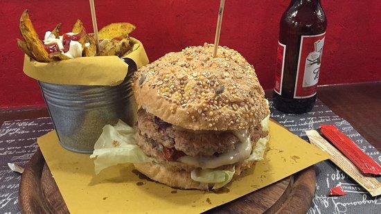 Hamburgheria Hungry Wolf