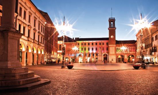 Piazza Vittorio Emanuele II
