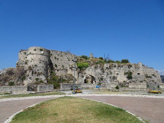 Vista Castello Città di Gerace