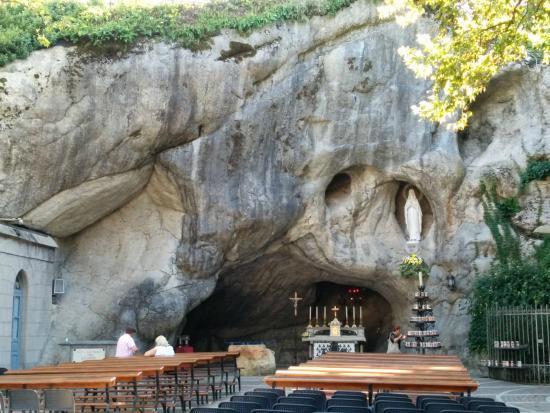 Santuario Madonna di Lourdes del Beato Claudio