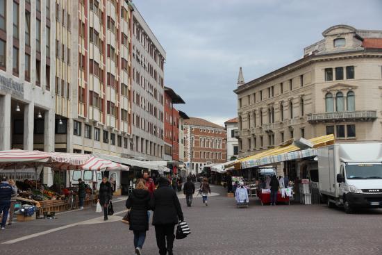 Piazzale XX Settembre