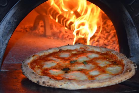 Pizzeria O' Vesuvio