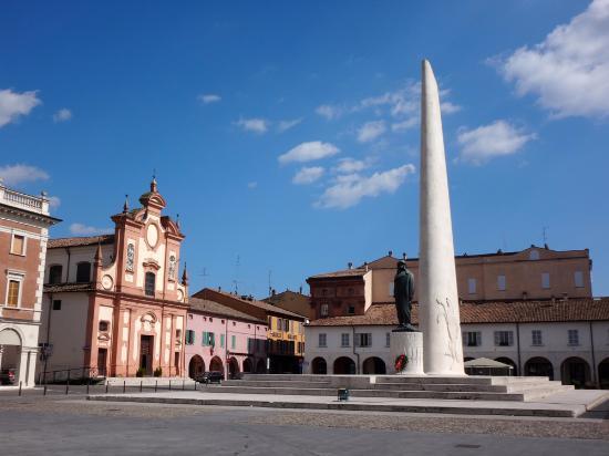 monumento a Francesco Baracca