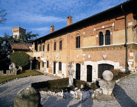 Fondazione Ugo Da Como