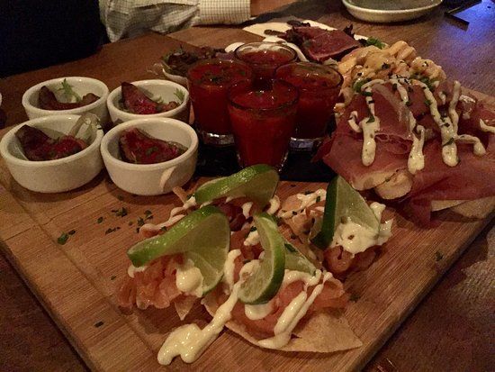 Manzo's Bar Bistro
